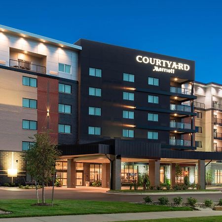 Courtyard By Marriott Mt. Pleasant At Central Michigan University Mount Pleasant Exterior foto