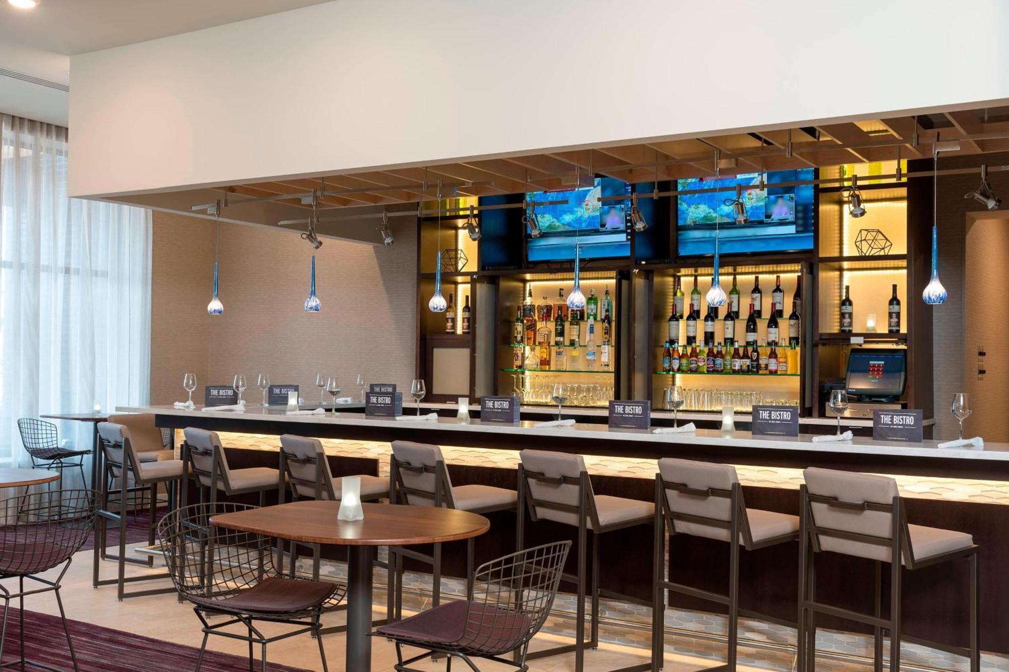 Courtyard By Marriott Mt. Pleasant At Central Michigan University Mount Pleasant Exterior foto