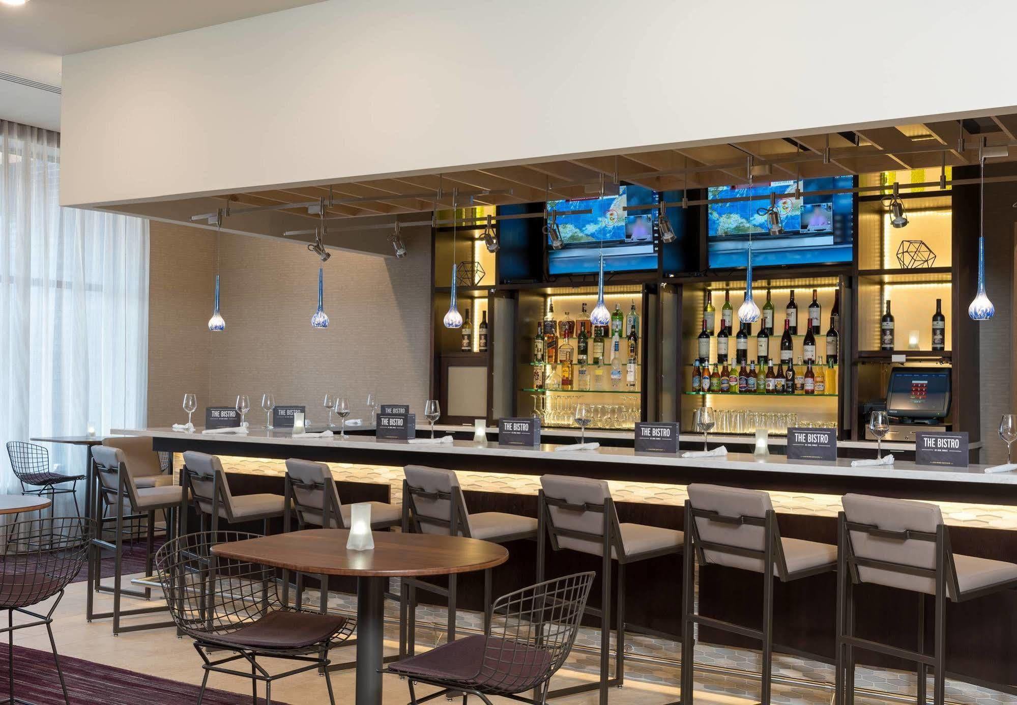Courtyard By Marriott Mt. Pleasant At Central Michigan University Mount Pleasant Exterior foto